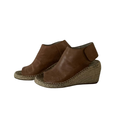 Walnut Melbourne Womens  Size 39 Beige / Brown 