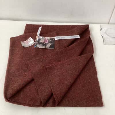 Harris Tweed handwoven 2 metres of material  Grey / Maroon 