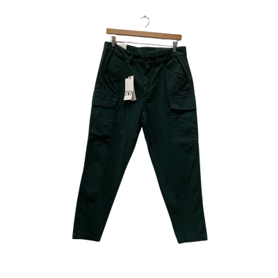 Zara Unisex  Size 42 Cargo Fit  Pants Green 