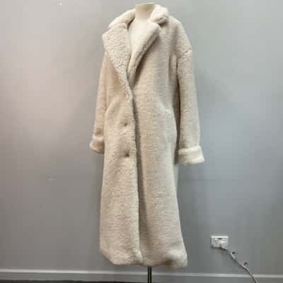 Pretty Little Thing Womens  Longline Sherpa Size M /L Winter Coat Natural 