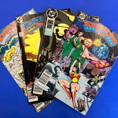 Wonder Woman Comics Set of 4