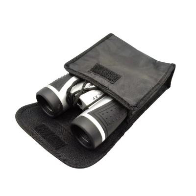 Compact Field Binoculars 4x30 With Cleaning Cloth In Nylon Pouch In Good Overall Condition  (cameras)