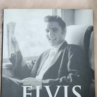 ELVIS   A KING IN THE MAKING