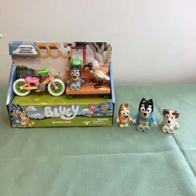 Bluey Bluey's Bicycle Figurine Toy Set + Bluey, Rusty, and Bingo figures