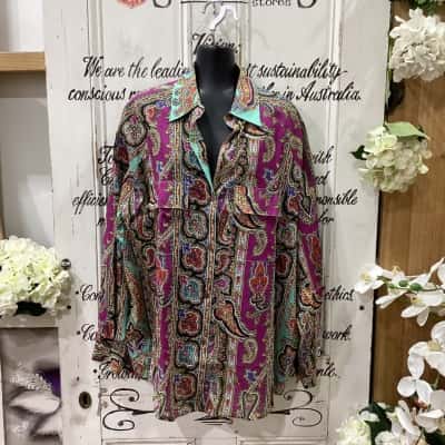 Tigerlily Brand! NWOT! STYLE #T762036! DESIGNED IN AUSTRALIA! ABSOLUTELY STUNNING GROOVY MULTICOLOURED PATTERN BUTTON UP LONG SLEEVE SHIRT! Womens  Size M Button Up Top / Long Sleeve Shirt Multicoloured / Pattern 