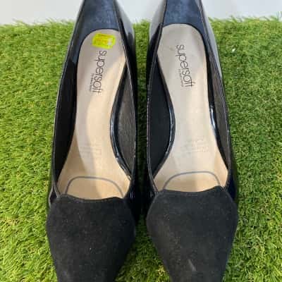 Diana Ferrari super soft Womens  Size 8 heels