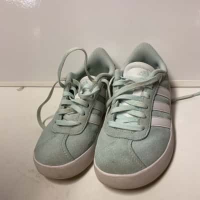 Adidas Kids mint Green / White VL Court sneakers size US 12.5