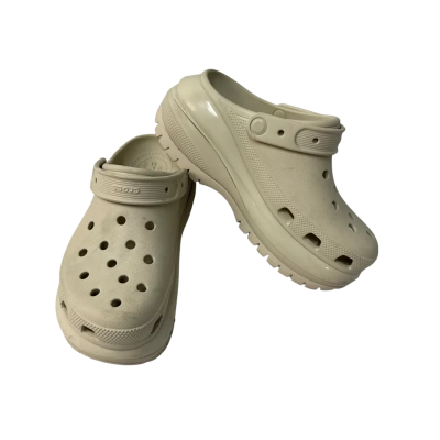 Crocs platform  Size 8 Cream men size 6
