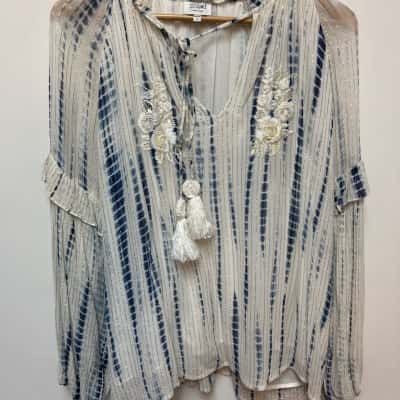 Hemant and Nandita Womens  Size M Blouse Blue / Gold / White 