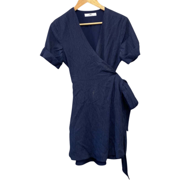 C&M Camilla and Marc Womens  Size 8 Wrap Dress Blue 