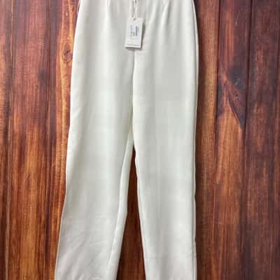 Fresh Soul   Size 6 White pants new 