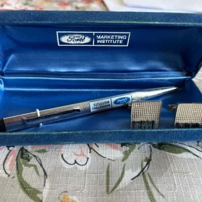 Ford Marketing Institute Pen and Cufflinks Set (B23)