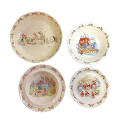  Bunnykins 2 x small bowls 1 x Large bowl and 1 saucer