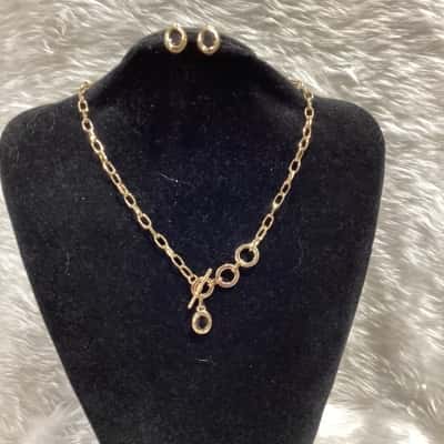  Womens Gold Tone Earrings & Necklace set