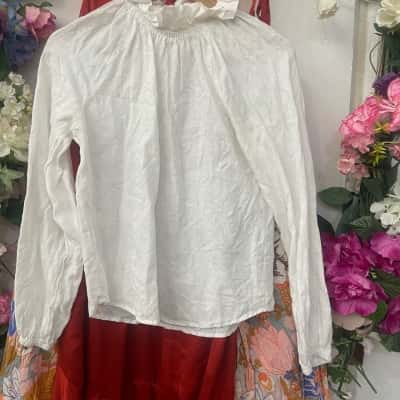 AERE Size 8, Piefrill Blouse Off White Linen