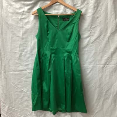 Cue Womens  Size 12 Cocktail Dress Green H