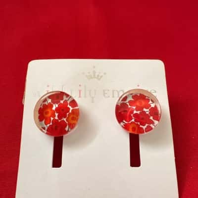  Women's Wild Lily Empire Stud Earrings features a Vibrant Red Floral Pattern 
