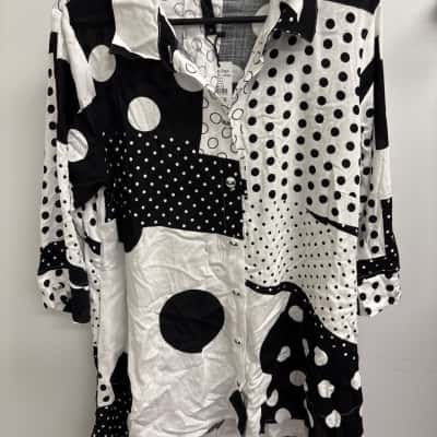 Taking Shape Women's  Size 12 - 3/4 Sleeve Shirt - black & White *NEW WITH TAGS RRP $139.95