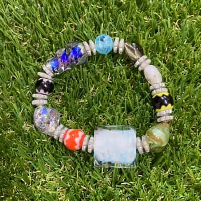  Womens Artisan Glass Beaded Bracelet