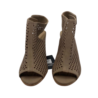 NWT Simply Vera Vera Wang Womens  Size 8 Heels Beige RRP $79.95