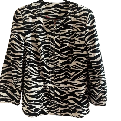 Noni B Womens  Size S Winter Jacket Animal print / Black  / Pink  / White 