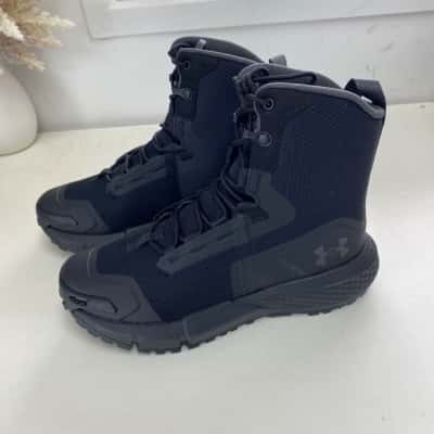 Under Armour Black UA W Charged Valsetz Boots  Size 7 