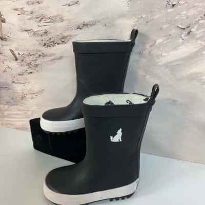 BNWT  Kids Crywolf Rain Boots