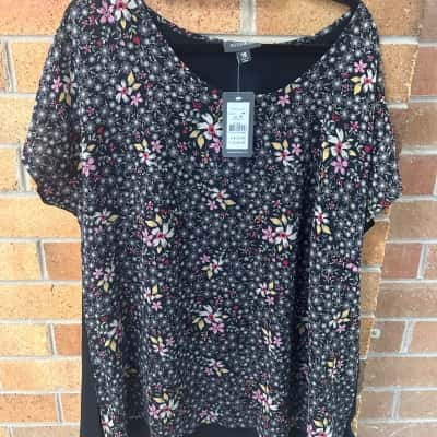 Autograph Womens  Size 18 Floral Top