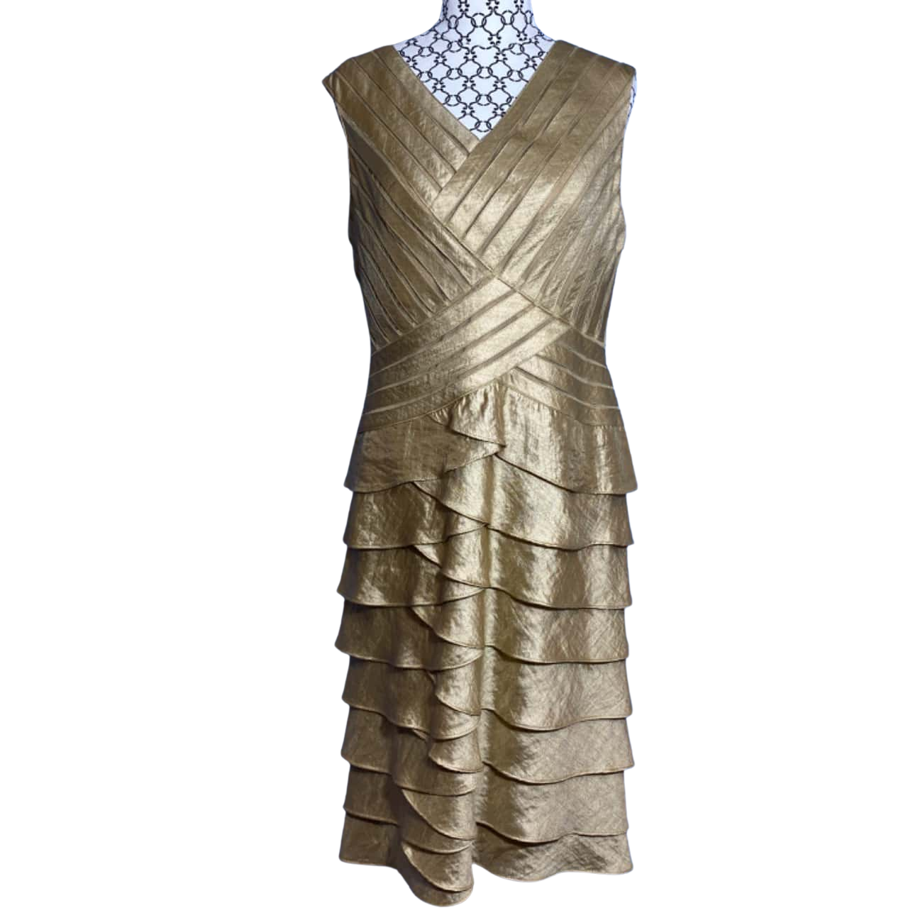 Queenspark Size 12 Sleeveless Dress Gold