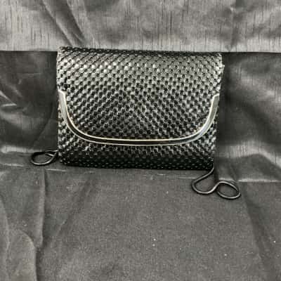 Lifinia Mesh clutch