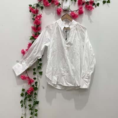 Fate & Becker Womens  Size 14 Long Sleeve Top White 
