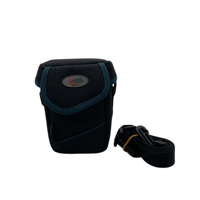 Vanguard Vicrory Small Camera Bag with Shoulder Strap     NWOT