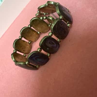 VTG Ladies “STG” Stamped Bracelet - PAUA Shell - *BROKEN* SEE DESCRIPTION