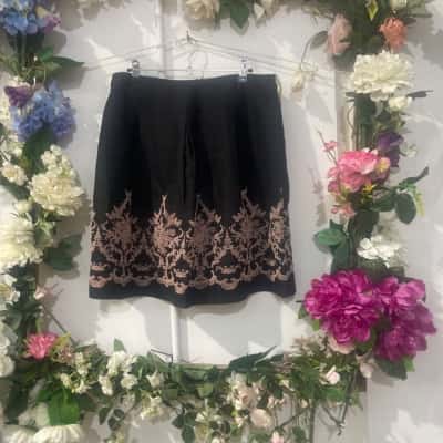 Alannah Hill Size 12 Black/ Pink skirt