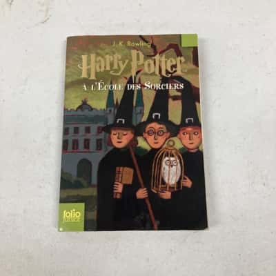 Harry Potter & The Sorcerer’s Stone (In French)