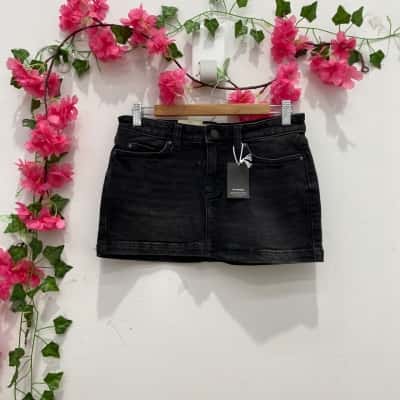 Cotton On Womens  Size 24 Mini Skirt Black  