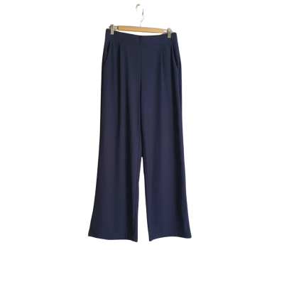 Halara Womens  Size M Ankle Length Pants Navy Blue BNWT