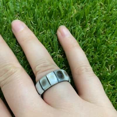  Womens Polished Shell Ring