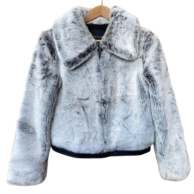 Decjuba Light Grey Faux-Fur Cropped Jacket Size S 