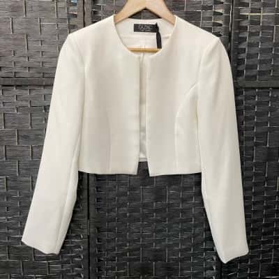 Casing Womens  Size 12 Bolero Jacket White 