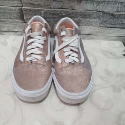 Unisex Vans Size 6 Shoes