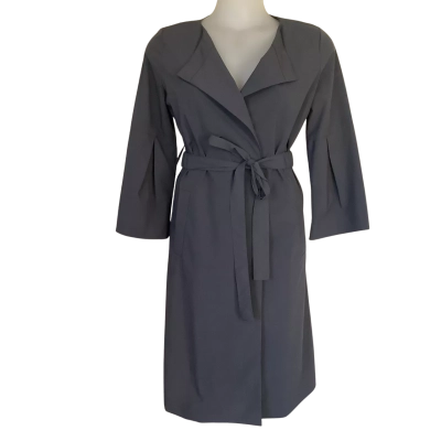 Giordano/Ladies.  Like new. Grey Dress/ Coat.   Size S / 02, 6AU