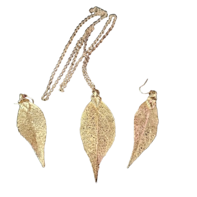 Womens Leaf matching set Earrings / Pendant Gold Tone