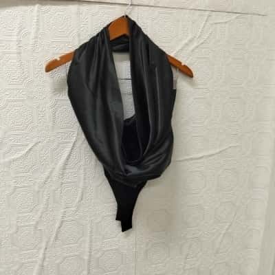  Maniere De Voir Womens  Size 6 Black One-piece NWT 