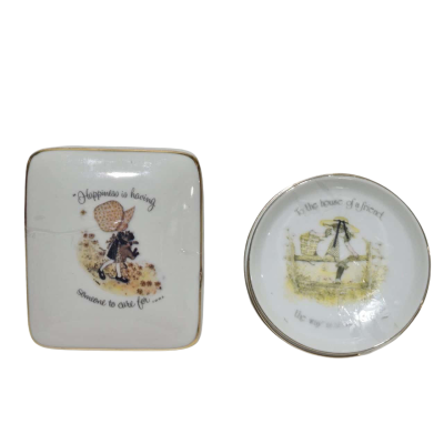 Holly hobbie set of 4