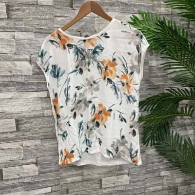 Suzannegrae Womens  Size 8 / S Floral Top Floral / White 