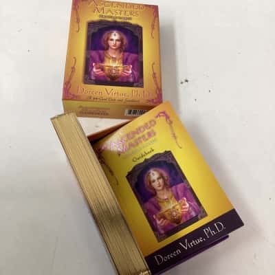 Doreen Virtue  -  Ascended Masters Orcle cards  with guide book