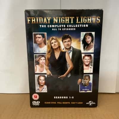 Friday Night Lights: The Complete Collection-All 76 episodes, Seasons 1-5. 22 Discs-DVDs (B14)