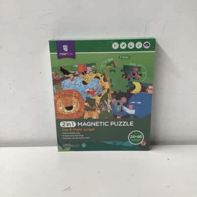 NEW - 2 in 1 Magnetic Puzzle: Day & Night Jungle