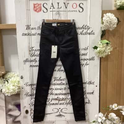 Lee Brand! BNWT RRP $$189.95! MID LICKS BLACK GLOSS SKINNY JEAN! Womens  Size 8 Skinny Jeans Black  